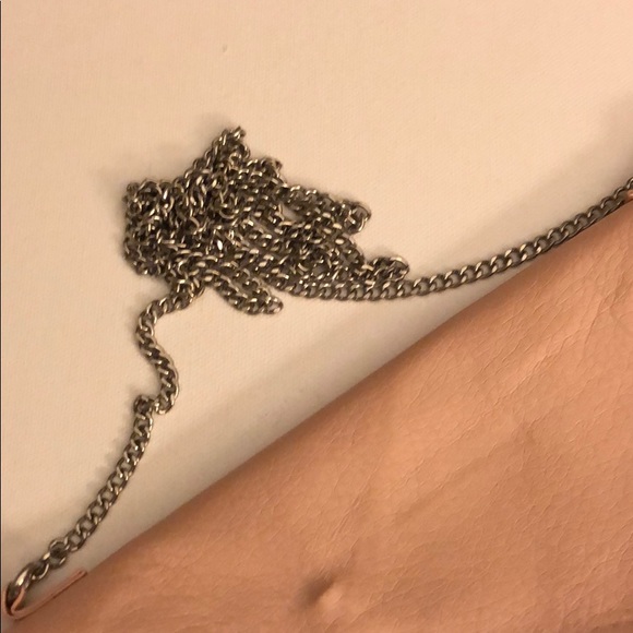 H&M small crossbody with chain strap - Picture 2 of 6